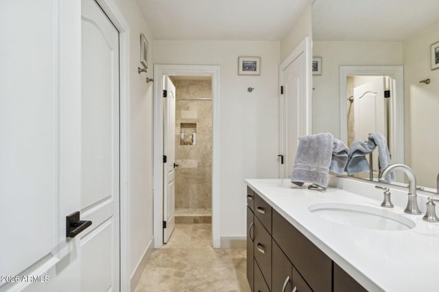 8041 E DEL TORNASOL Drive, Scottsdale, AZ 85258