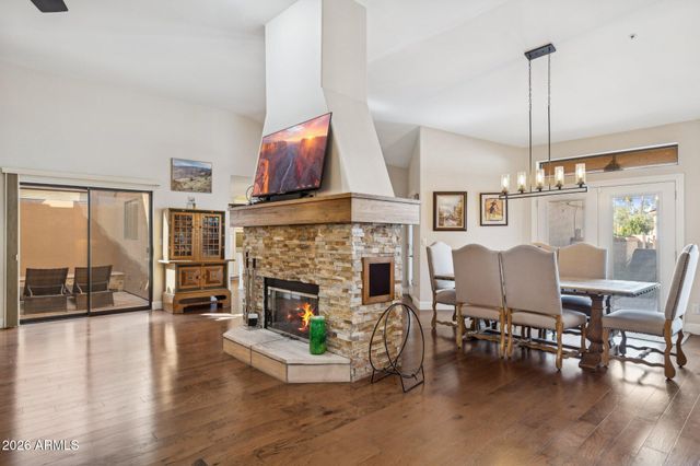 8041 E DEL TORNASOL Drive, Scottsdale, AZ 85258