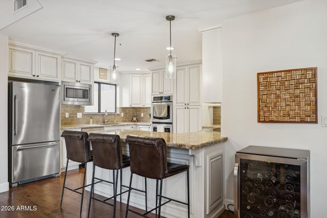 8041 E DEL TORNASOL Drive, Scottsdale, AZ 85258