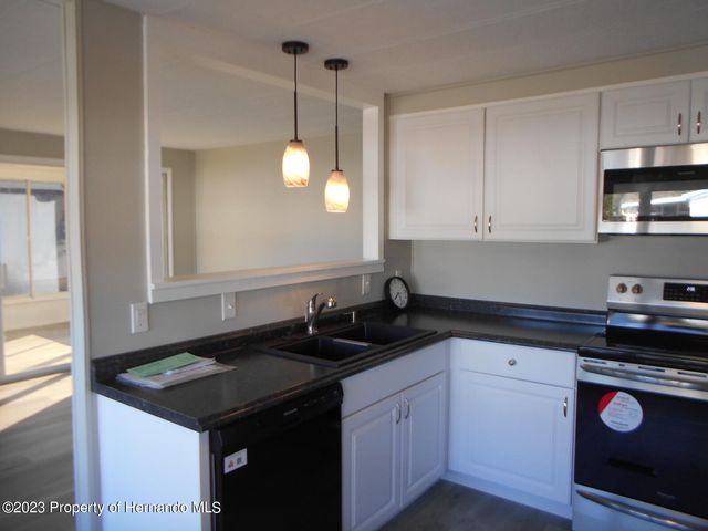 7207 Fitzpatrick Avenue, Brooksville, FL 34613