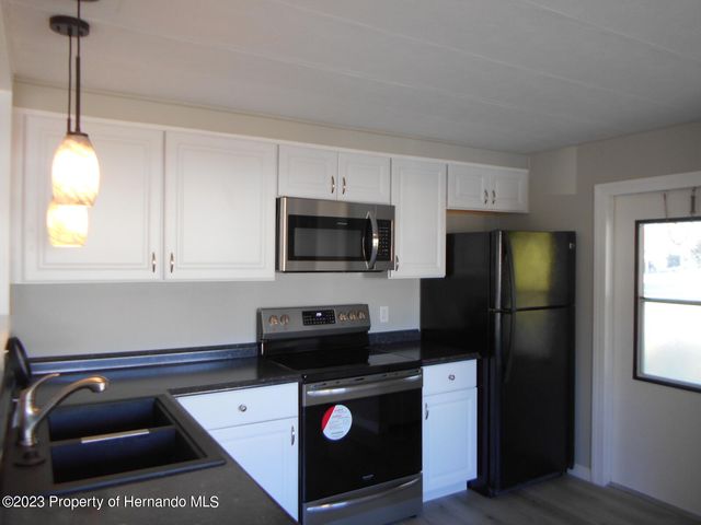 7207 Fitzpatrick Avenue, Brooksville, FL 34613