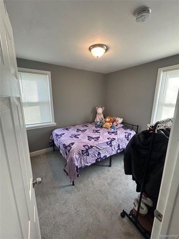 2065 Morris Avenue, Lincoln Park, MI 48146