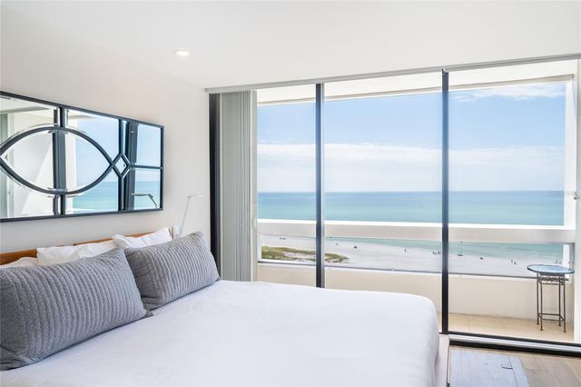 5400 OCEAN BOULEVARD 10-02, Sarasota, FL 34242