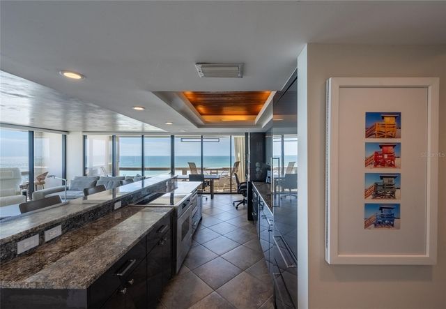 5400 OCEAN BOULEVARD 10-02, Sarasota, FL 34242