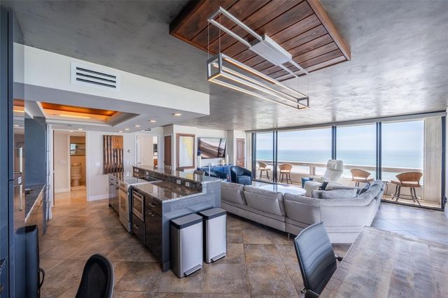 5400 OCEAN BOULEVARD 10-02, Sarasota, FL 34242