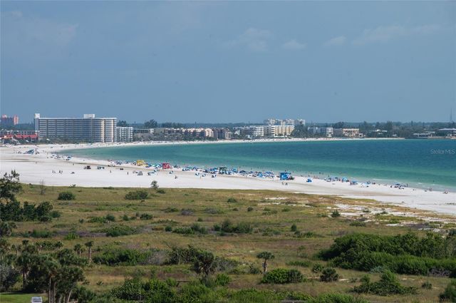 5400 OCEAN BOULEVARD 10-02, Sarasota, FL 34242