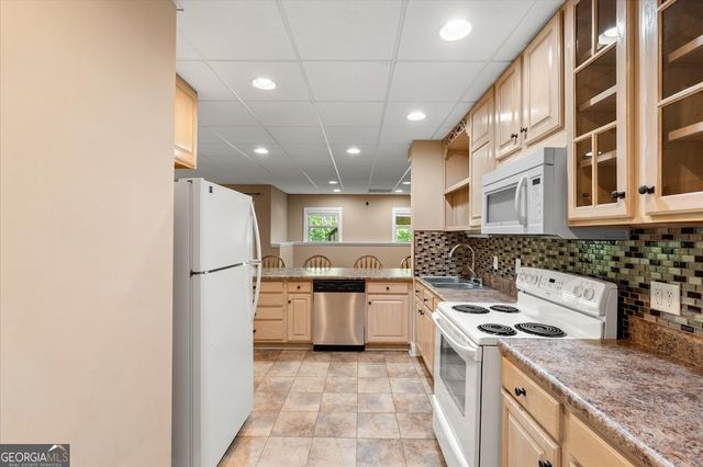 8141 Spruce Court, Villa Rica, GA 30180