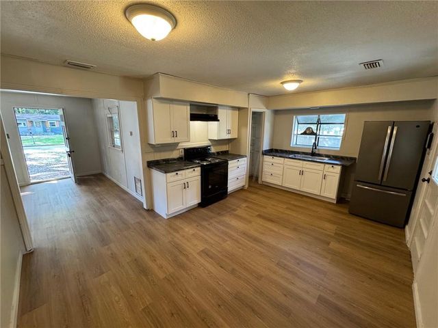 3701 Martha Court, Mobile, AL 36605