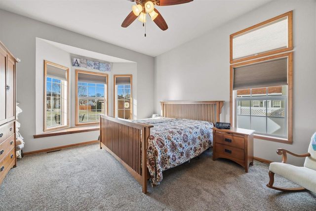 11417 N Erie Drive, Edgerton, WI 53534