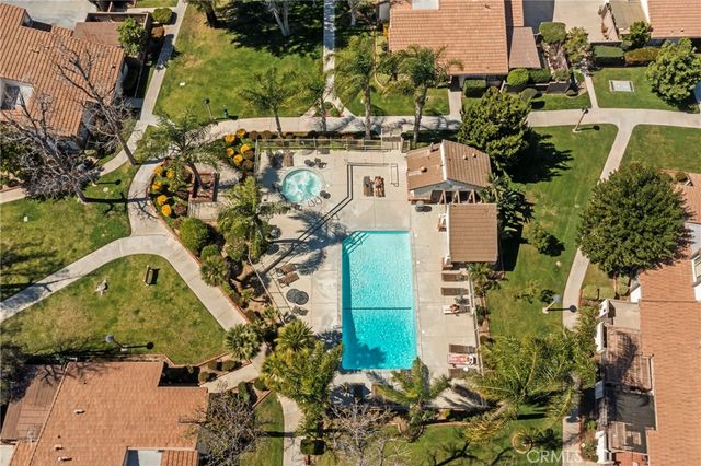 24662 Golfview Drive, Valencia, CA 91355