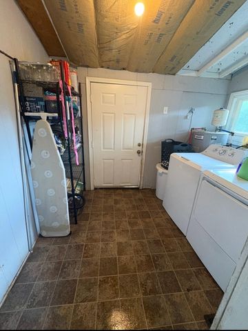 87 University Street, Summerville, GA 30747