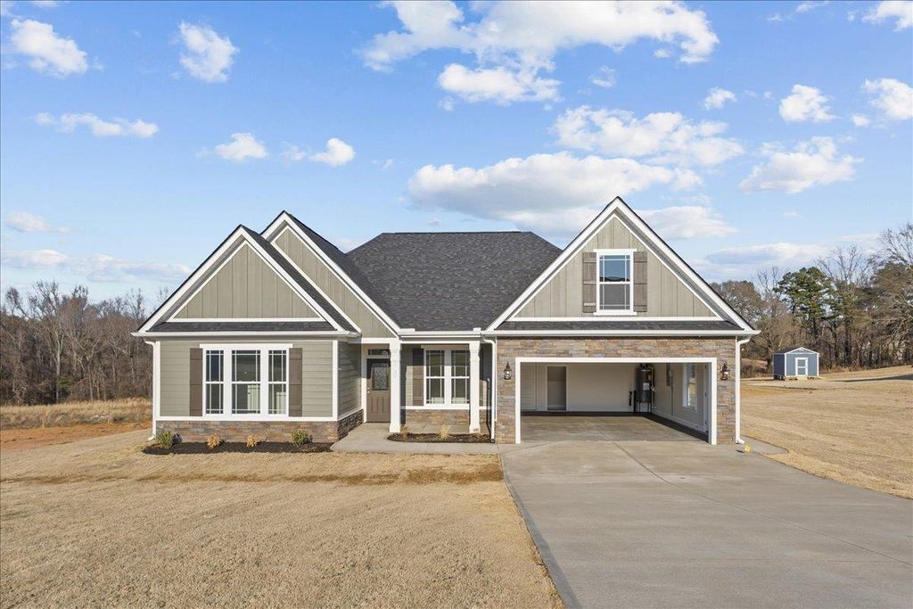 1032 Messer Farm Lane, Inman, SC 29349