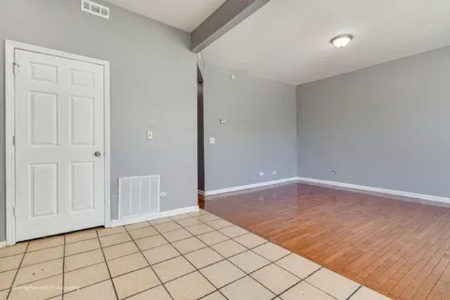 6506 S Saint Lawrence Avenue, Chicago, IL 60637