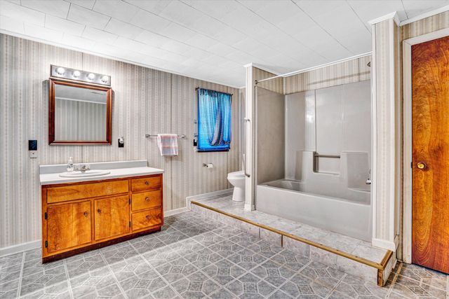 75 ACORN RD, Rocky Mount, VA 24151