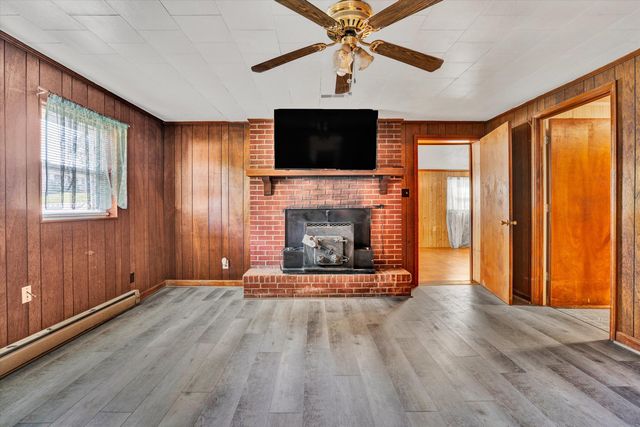 75 ACORN RD, Rocky Mount, VA 24151