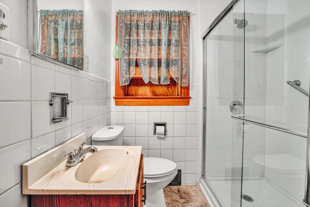 75 ACORN RD, Rocky Mount, VA 24151