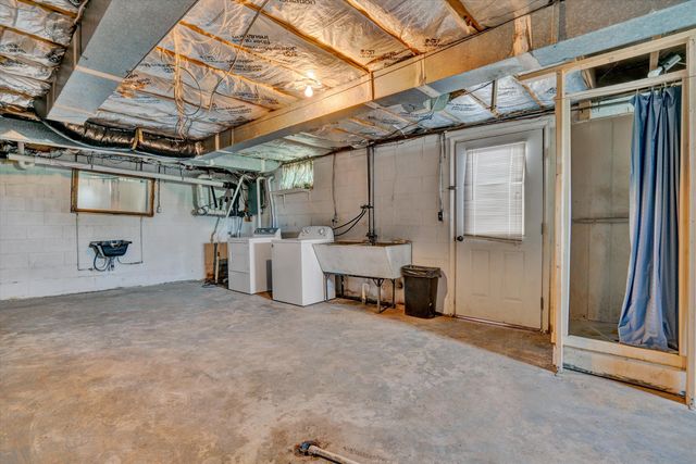 75 ACORN RD, Rocky Mount, VA 24151