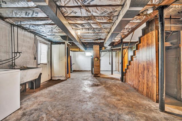 75 ACORN RD, Rocky Mount, VA 24151