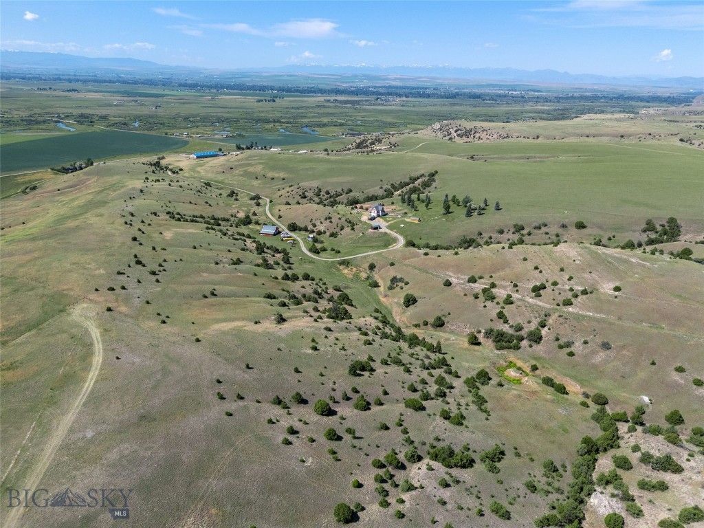 5835 Spaulding Bridge Road, Belgrade, MT 59714 photo 2