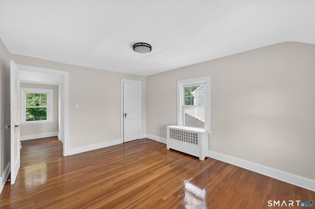 55 Woodlawn Road, New London, CT 06320