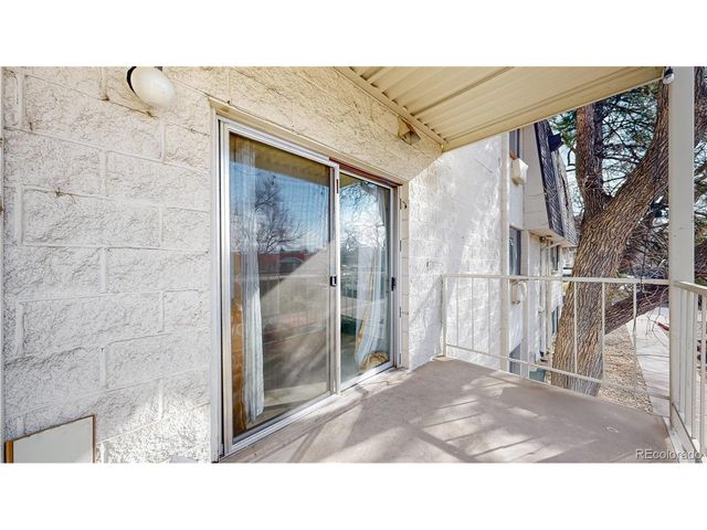 5770 E Warren Ave 213, Denver, CO 80222