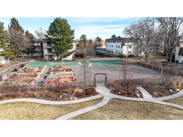 5770 E Warren Ave 213, Denver, CO 80222