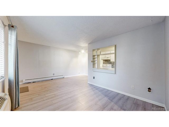 5770 E Warren Ave 213, Denver, CO 80222