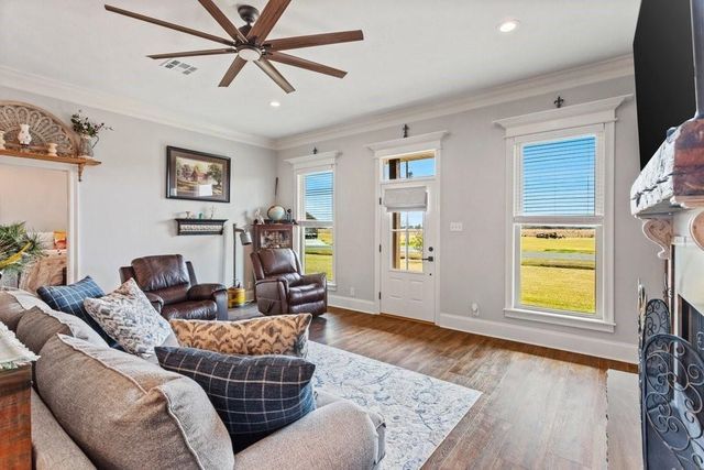 6027 Ava Lane, Iowa, LA 70647