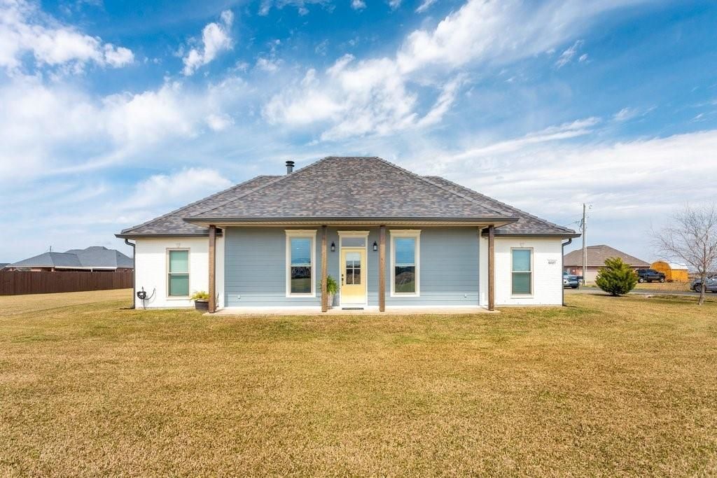 6027 Ava Lane, Iowa, LA 70647