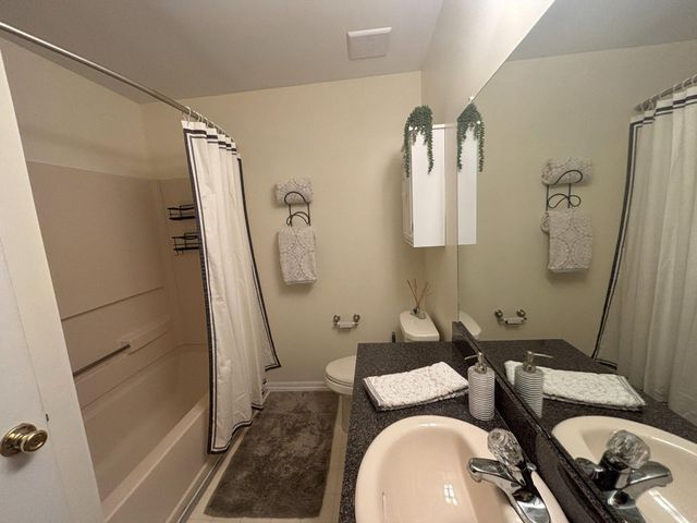 1002 SQUIRREL RD, Marlton, NJ 08053