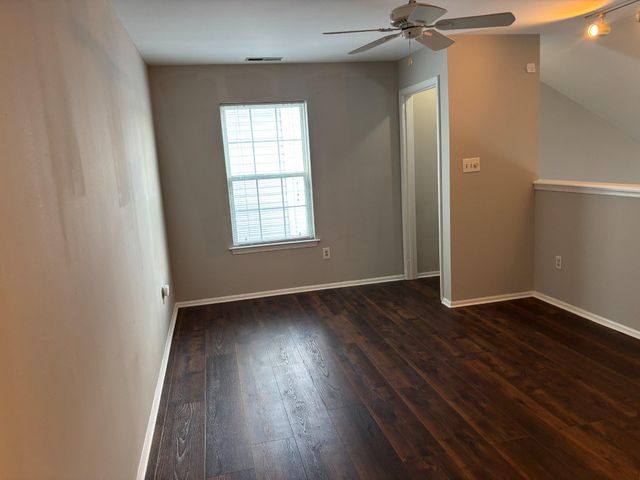 1002 SQUIRREL RD, Marlton, NJ 08053