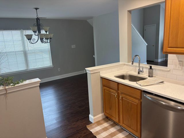 1002 SQUIRREL RD, Marlton, NJ 08053