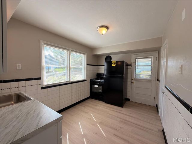 5601 Leverette Avenue, Jennings, MO 63136