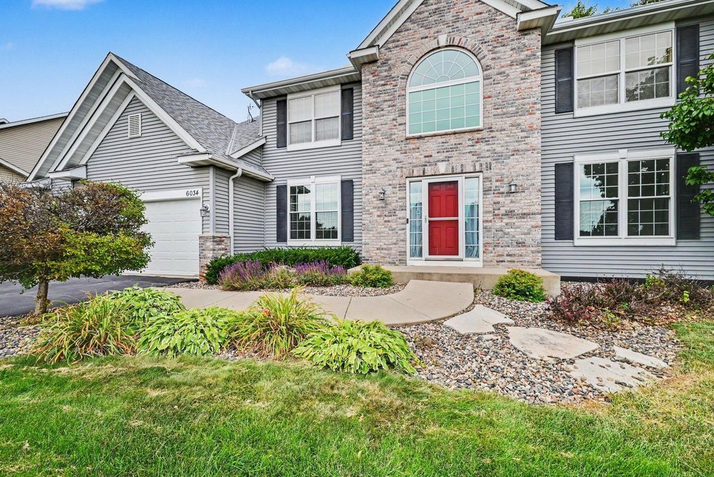 6034 Summit Curve S, Cottage Grove, MN 55016 — photo 3
