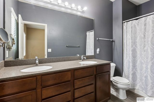 10710 S 26th Street, Bellevue, NE 68123
