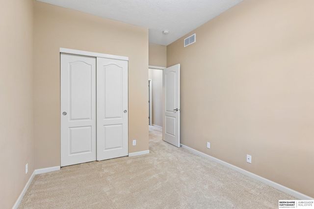 10710 S 26th Street, Bellevue, NE 68123