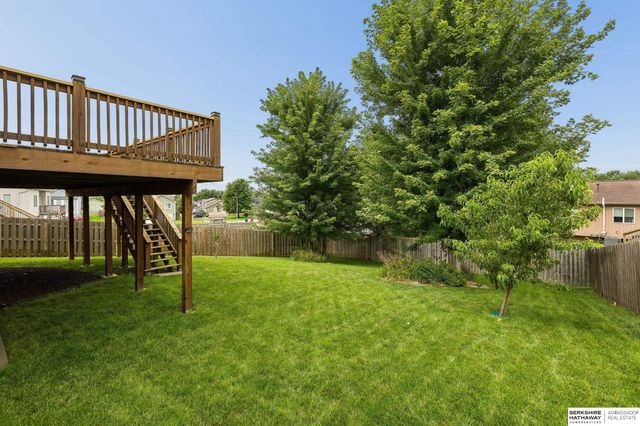 10710 S 26th Street, Bellevue, NE 68123