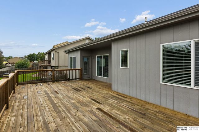 10710 S 26th Street, Bellevue, NE 68123