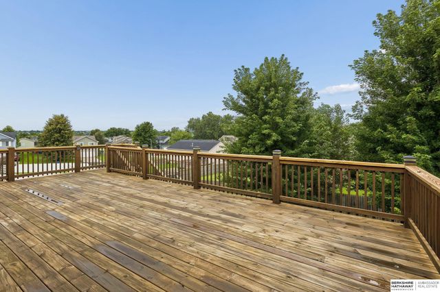 10710 S 26th Street, Bellevue, NE 68123