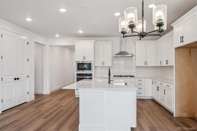 1353 Lumber Ridge Circle S, Erie, CO 80516