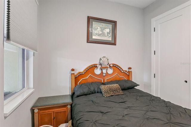 7210 N AMOS AVENUE, Tampa, FL 33614