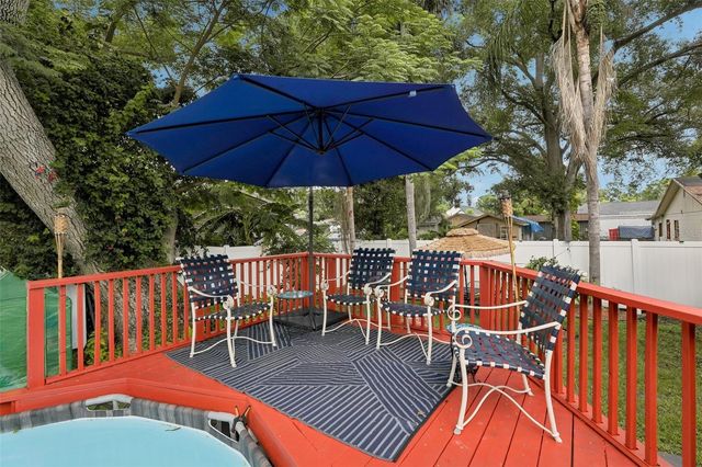 7210 N AMOS AVENUE, Tampa, FL 33614