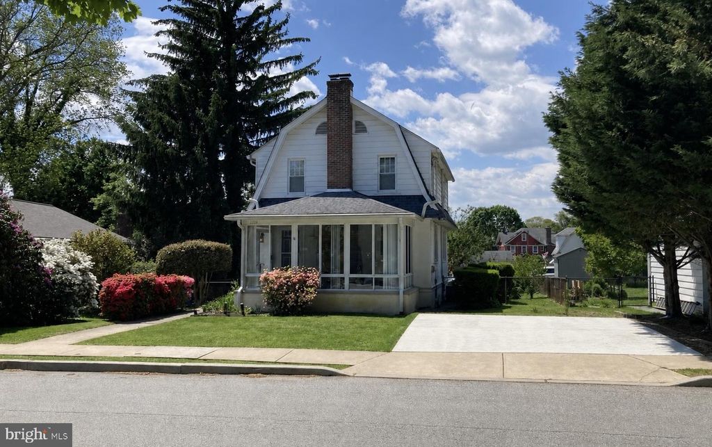 1224 PROSPECT AVE, Prospect Park, PA 19076