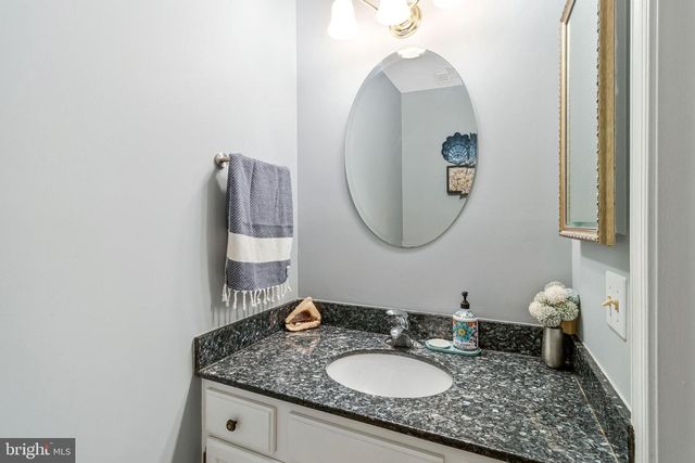 5804 CANVASBACK RD, Burke, VA 22015