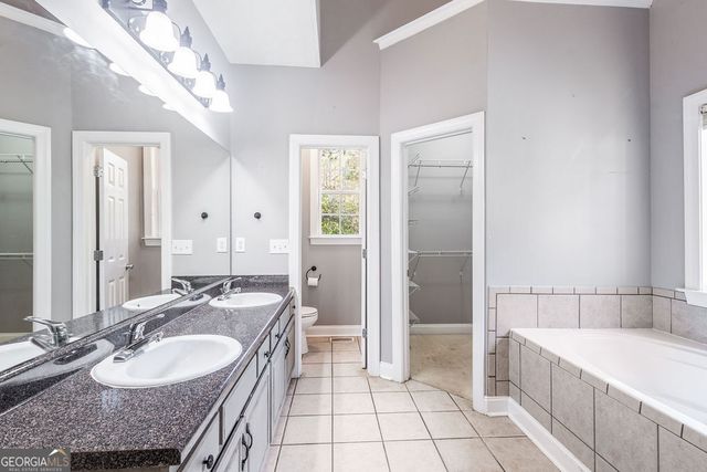 10 Monteray Court, Sharpsburg, GA 30277