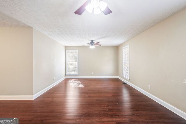 10 Monteray Court, Sharpsburg, GA 30277