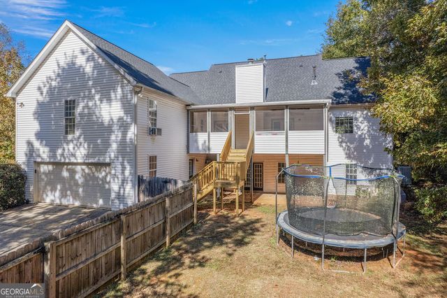 10 Monteray Court, Sharpsburg, GA 30277