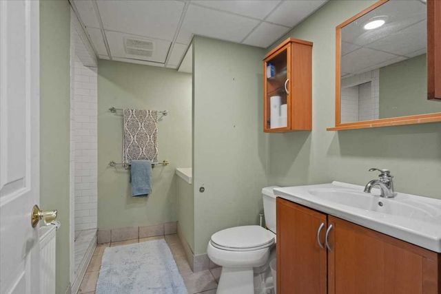 68 Vaughn Hill Rd, Bolton, MA 01740