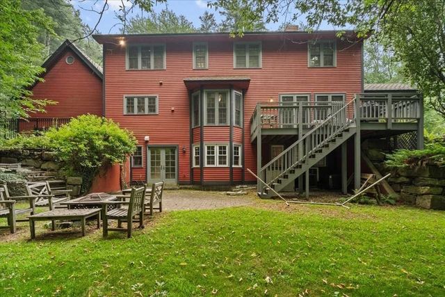 68 Vaughn Hill Rd, Bolton, MA 01740