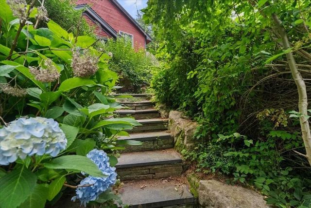 68 Vaughn Hill Rd, Bolton, MA 01740